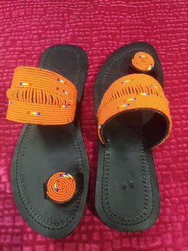 Sandales pour femmes africaines, sandales Massaï, sandales d'été, sandales en cuir perlé, chaussures pour femmes