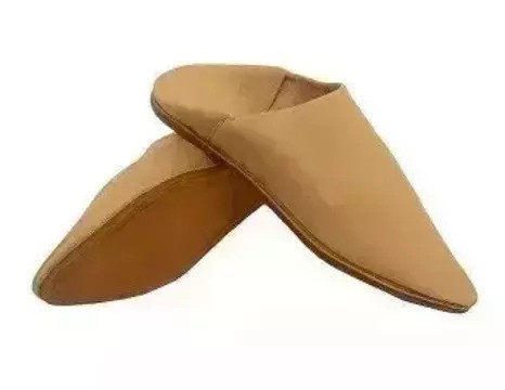 Slippers in original beige leather handmade for men