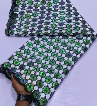 Tissu en dentelle de 5 yards