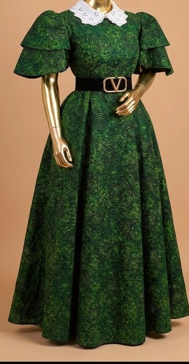 Robe longue verte en Ankara avec col – Élégante robe évasée à imprimé africain et manches superposées