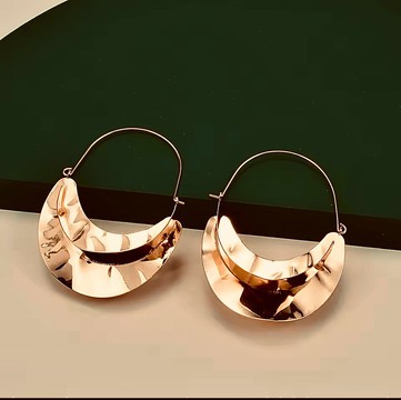 Boucles d'oreilles ethniques en acier doré – Élégance et caractère