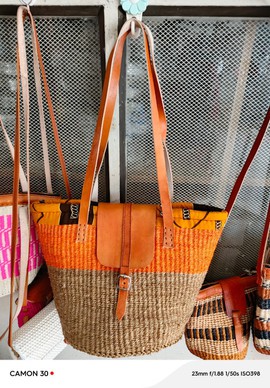 Sisal Handwoven tote bag with zipper and lining