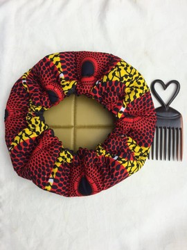 Self-heating wax cap