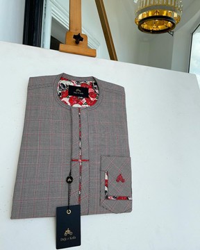 A Light and dark brown windowpane check kaftan