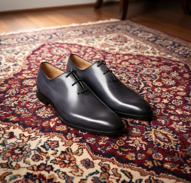 Handmade Two Tone Leather Oxford Shoes: Men's Wingtip Brogues