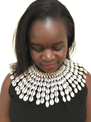 Collier coquillage cauri / coquillages / collier tribal / bijoux africains / cadeau pour elle