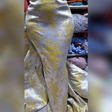 Brocade, Damask, lace   (5 yards )