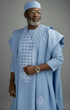 Tenue traditionnelle nigériane