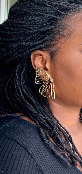 Gorgeous pair of butterfly earrings