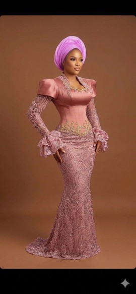 Robe corset ornée rose gold