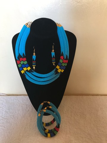 Perles zoulou / collier de perles maasaï / colliers déclaration / collier africain / bijoux africains /