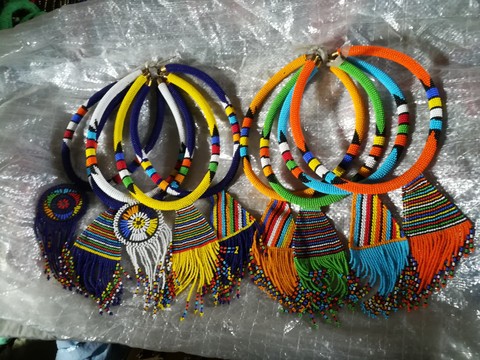 Colliers africains