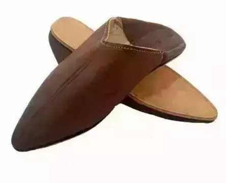 Slippers in original brown leather handmade for men