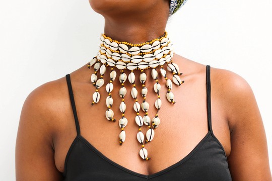 Cowrie shell choker necklace, African choker Necklace, Beaded Tribal necklace, Boho necklace