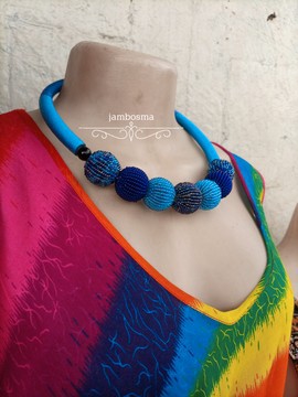 Collier perlé, collier femme, tour de cou Maasai, collier perlé africain, collier moderne