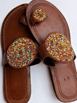 Femmes africaines sandales multicolores / sandales en cuir / sandales plates marron
