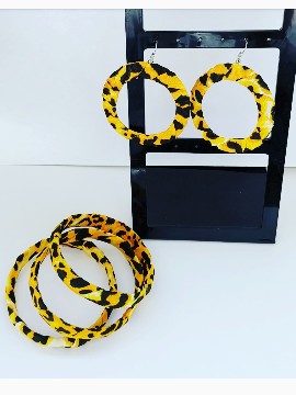 “Tiger” wax set