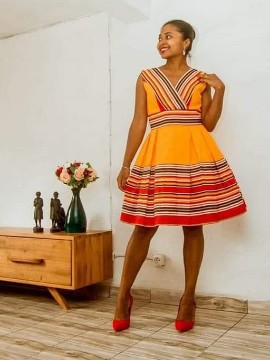 Robe VELOGNO ❤️🧡🖤 en Sobahya Madagascar