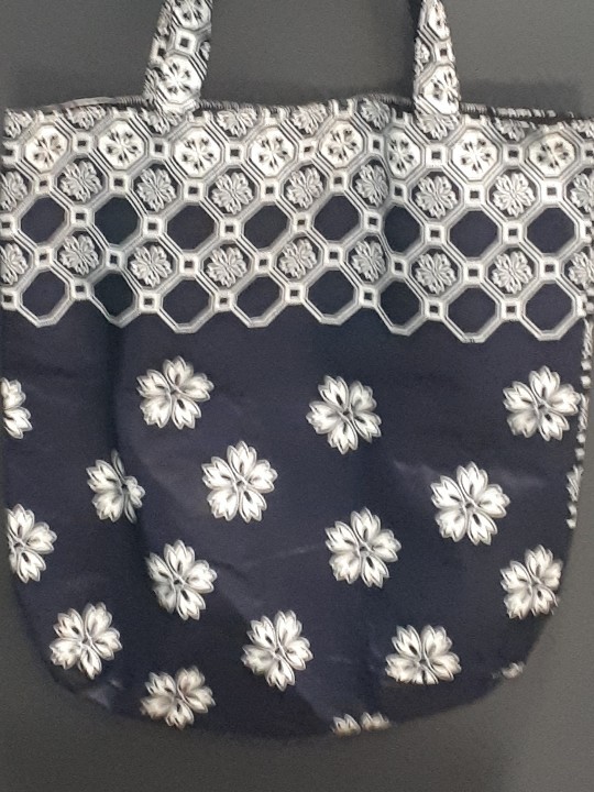 Maple tote bag
