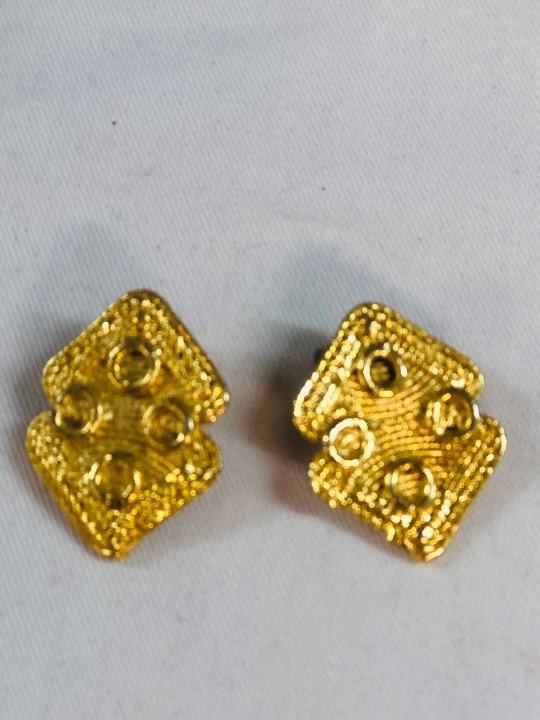 Boucles d'oreille   JRAMI