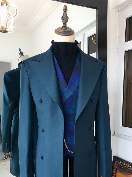 The “Battle Of Stalingrad” Suit