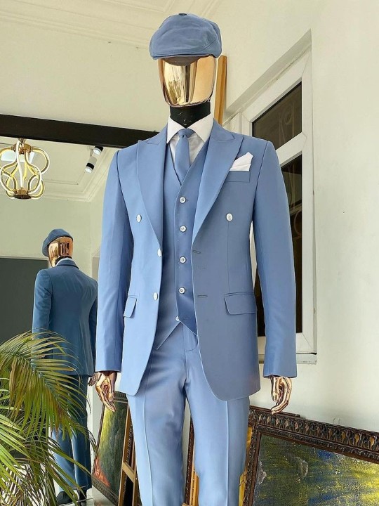 Un costume 3 pièces bleu poudre pour homme "Peaky Blinders" rechargé sur mesure