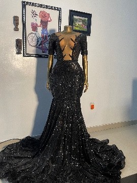 Black sequins short hand prom dress