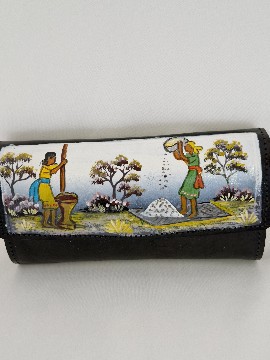 Handmade leather wallet/ Madagascar